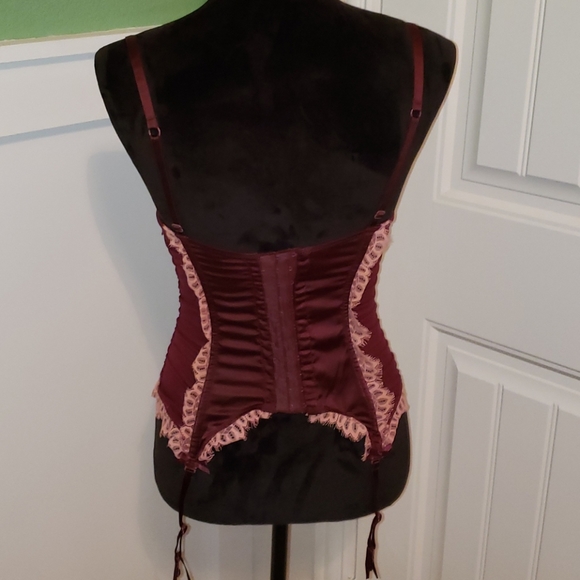 Sexy corset - Picture 2 of 6